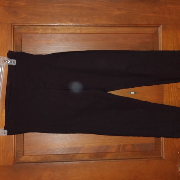 Divided Burgundy jeans! - Picture 2 of 3